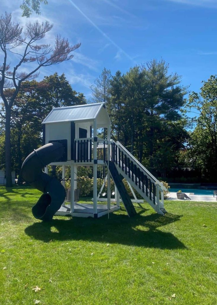 A vinyl swingset with a 7 foot deck height.
